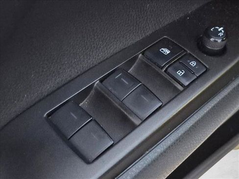 Used 2022 Toyota Camry LE FWD image 8