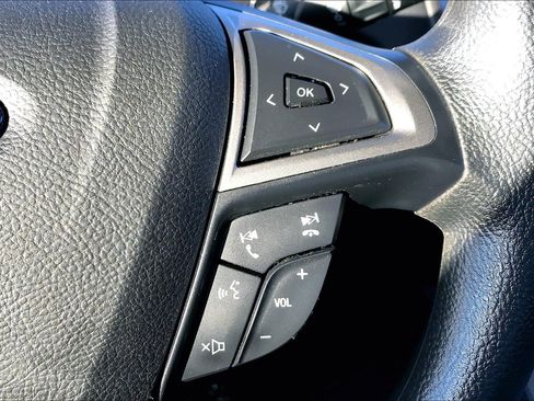 Used 2020 Ford Fusion SE image 23