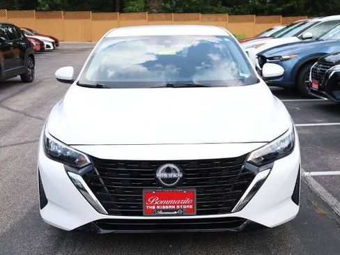 Used 2024 Nissan Sentra SV FWD image 4