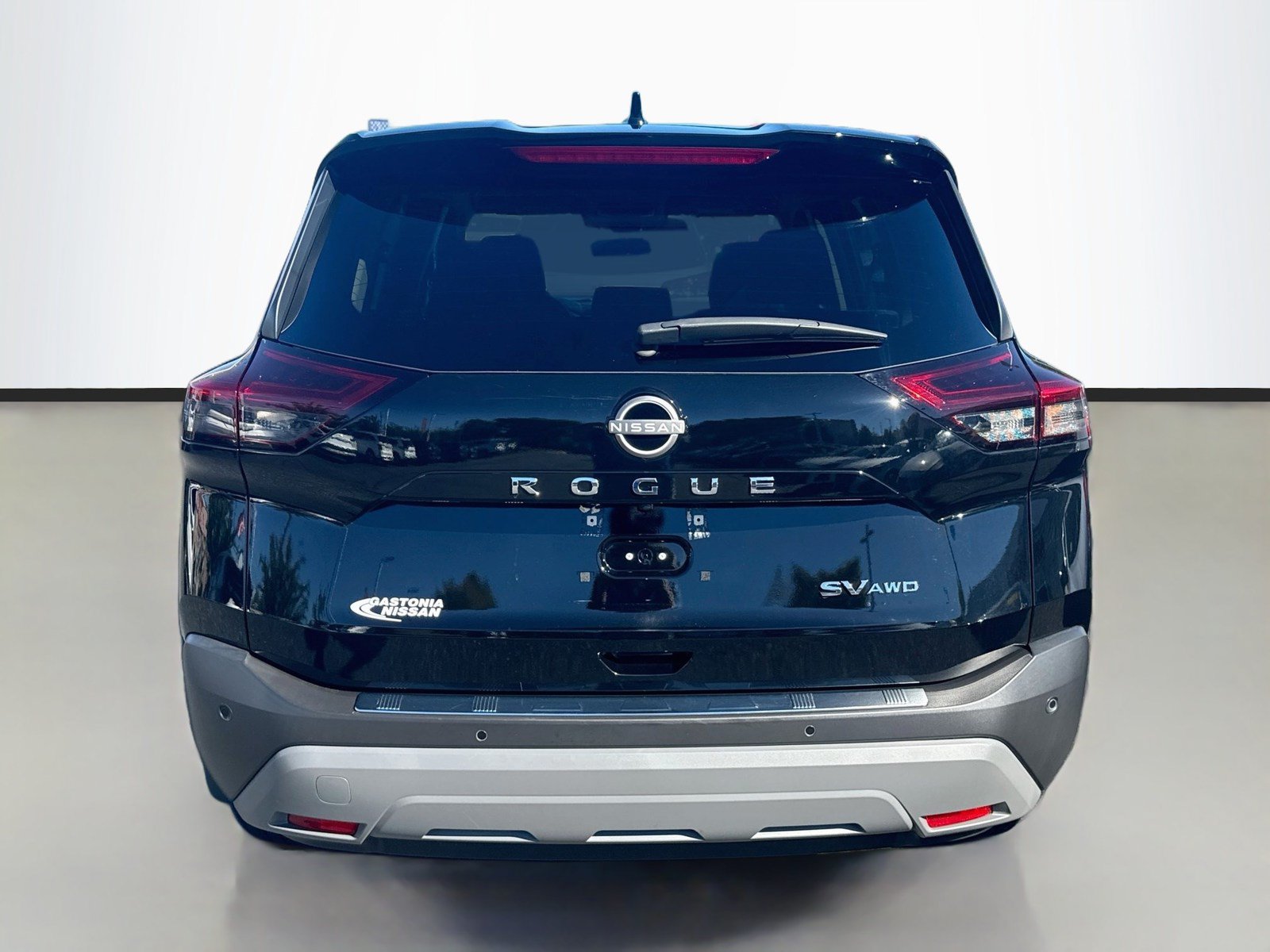 Used 2023 Nissan Rogue SV AWD/4WD image 6