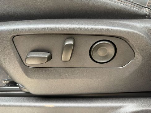 Used 2025 Chevrolet Silverado 1500 High Country w/ Technology Package image 18