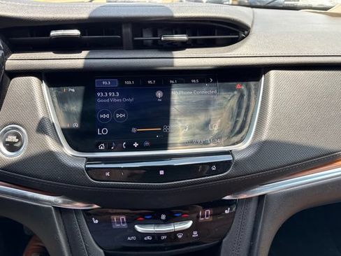 Used 2020 Cadillac XT5 Premium Luxury FWD image 21