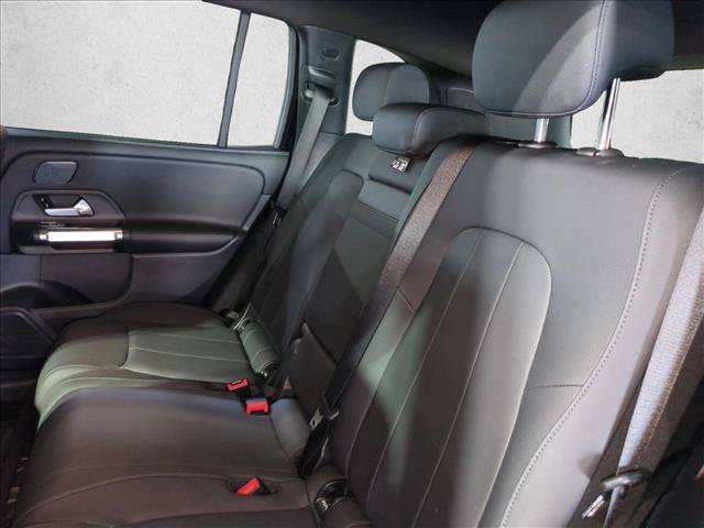 Used 2026 Mercedes-Benz GLB 250 image 18