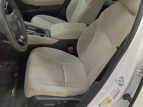 Used 2023 Honda Accord EX image 13