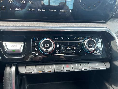 Used 2024 GMC Sierra 1500 Denali AWD/4WD image 15