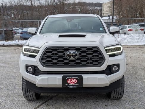 Used 2023 Toyota Tacoma TRD Sport image 9
