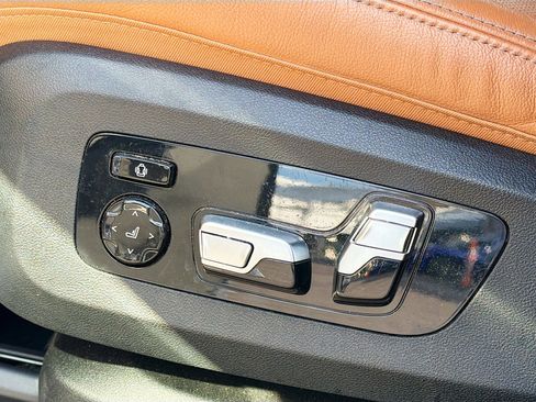 Used 2022 BMW X5 xDrive45e w/ Luxury Seating Package image 25