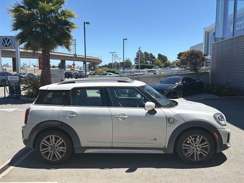 Used 2022 MINI Cooper Countryman SE w/ Signature Upholstery Package AWD/4WD image 5