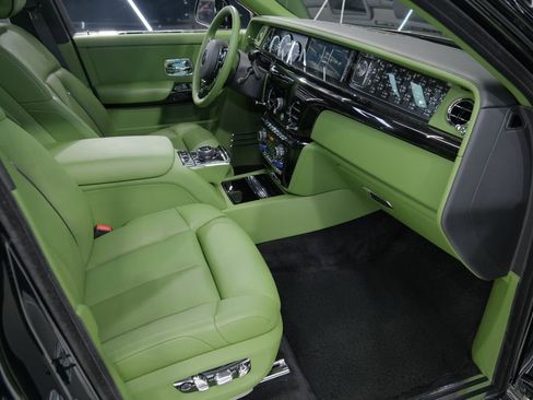 Used 2023 Rolls-Royce Phantom Sedan w/ The Phantom Package image 62