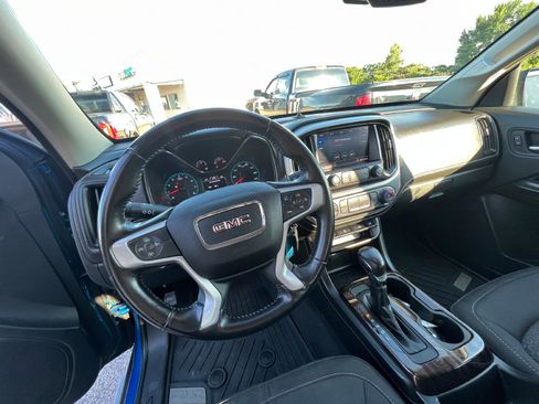 Used 2022 GMC Canyon Elevation image 10