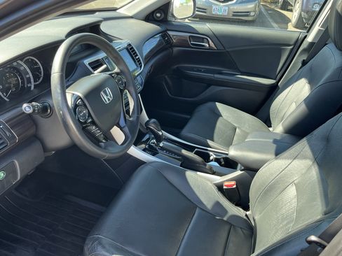 Used 2016 Honda Accord EX-L image 9
