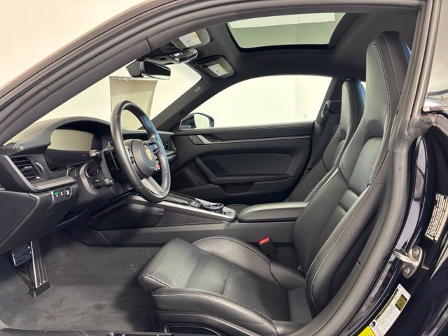 Used 2025 Porsche 911 Carrera RWD image 11