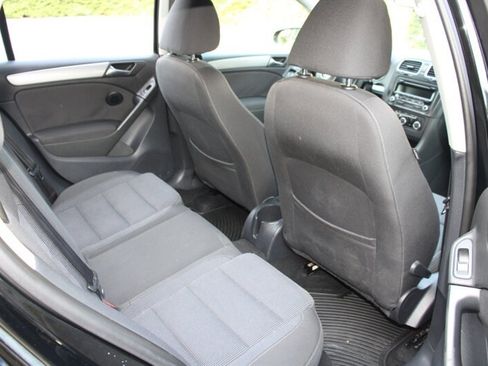 Used 2012 Volkswagen Golf 4-Door FWD image 6