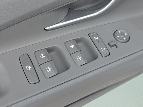 New 2026 Hyundai Elantra SE FWD image 22