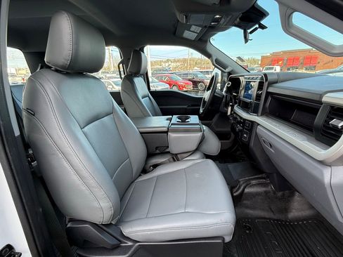 Used 2023 Ford F250 XL w/ XL Chrome Package image 16