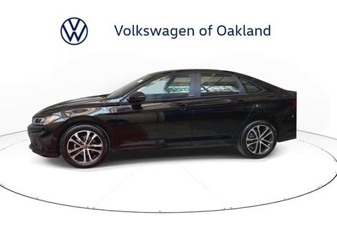 New 2026 Volkswagen Jetta Sport FWD image 5