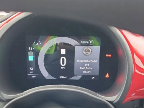 Used 2024 FIAT 500 e (RED) image 2