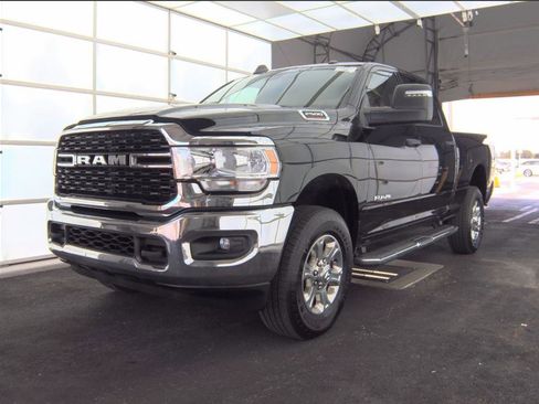 Used 2024 RAM 2500 Big Horn w/ Bed Utility Group image 33