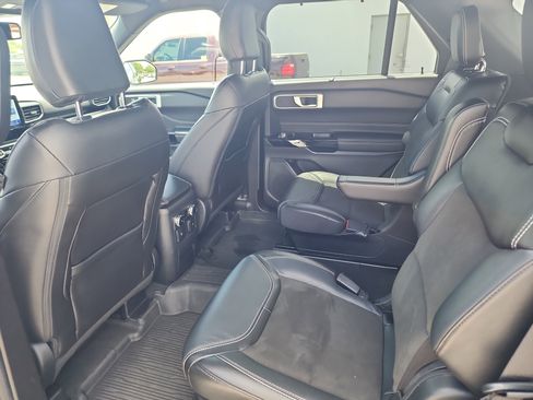 Used 2022 Ford Explorer ST w/ ST Street Pack RWD image 21