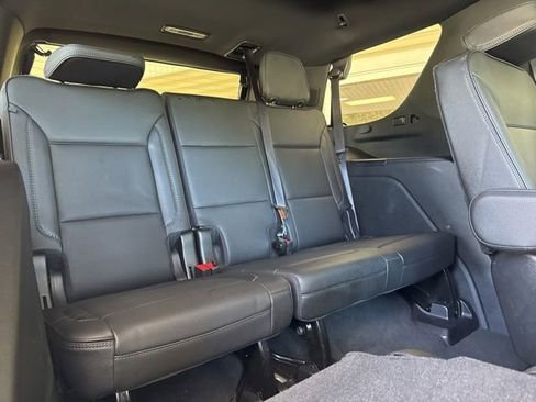 Used 2021 GMC Yukon Denali w/ Denali Ultimate Package AWD/4WD image 32