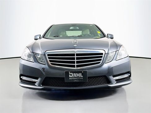 Used 2013 Mercedes-Benz E 350 Sedan image 2