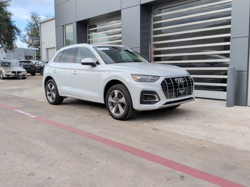 Certified 2022 Audi Q5 2.0T Premium Plus w/ Premium Plus Package image 2