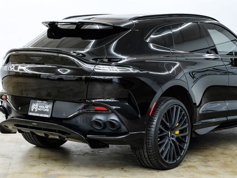 Used 2023 Aston Martin DBX 707 image 8