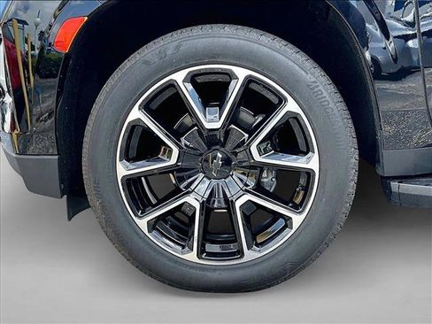 Used 2023 Chevrolet Tahoe RST w/ Luxury Package RWD image 10