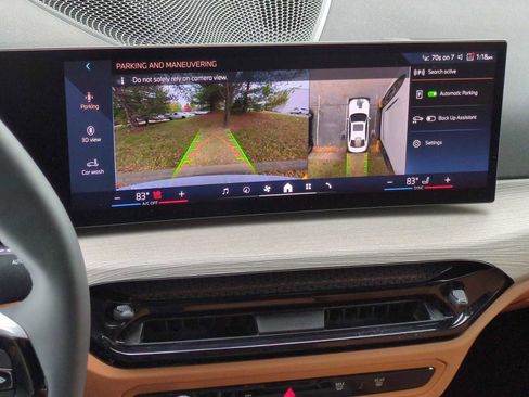 New 2025 BMW 330i xDrive Sedan w/ Premium Package image 31