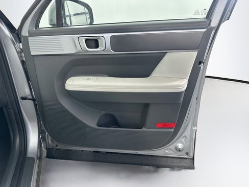 Used 2025 Hyundai Santa Fe SEL FWD image 33