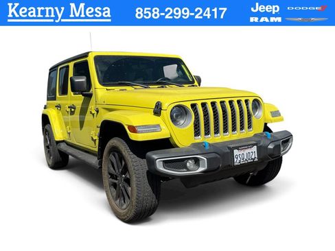 Used 2023 Jeep Wrangler Unlimited Sahara w/ Cold Weather Group AWD/4WD image 1