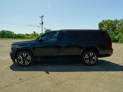 Used 2019 Chevrolet Suburban Premier AWD/4WD image 5