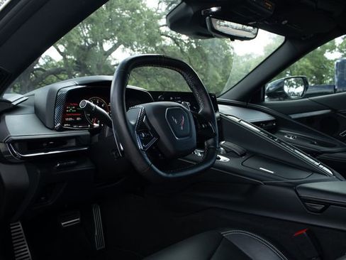 Used 2024 Chevrolet Corvette Stingray Preferred Cpe w/ Z51 Performance Package RWD image 23