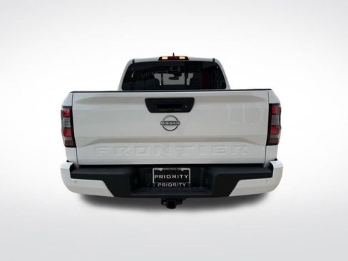 New 2025 Nissan Frontier SV w/ SV Convenience Package image 4