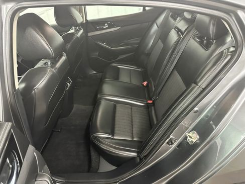 Used 2017 Nissan Maxima 3.5 SV w/ Dynamic Package FWD image 28