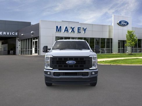 New 2026 Ford F350 XL w/ XL Chrome Package image 6