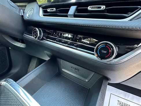 New 2026 Chevrolet Equinox LT image 24