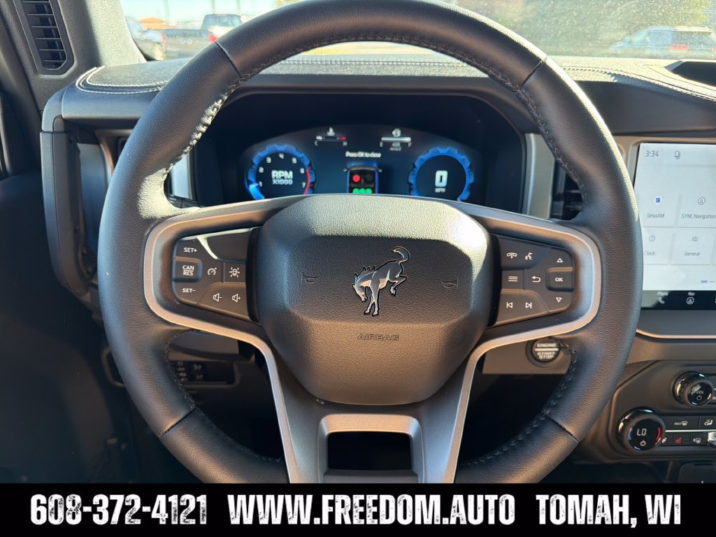 Used 2026 Ford Bronco Outer Banks w/ Sasquatch Package AWD/4WD image 14