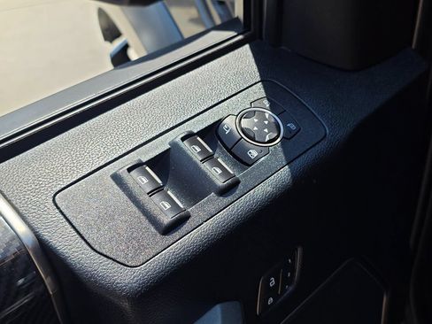 Used 2018 Ford F150 Raptor w/ Equipment Group 802A Luxury AWD/4WD image 31