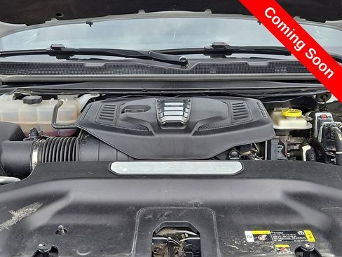 Used 2024 Jeep Wagoneer Series II AWD/4WD image 30