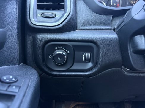 Used 2022 RAM 3500 Tradesman image 13