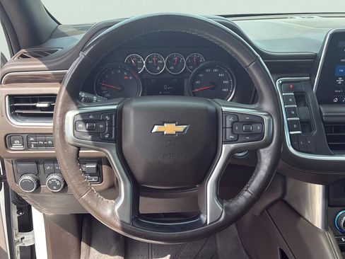 Used 2021 Chevrolet Tahoe LT w/ LT Signature Package RWD image 28