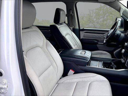 Used 2022 RAM 1500 Limited image 7