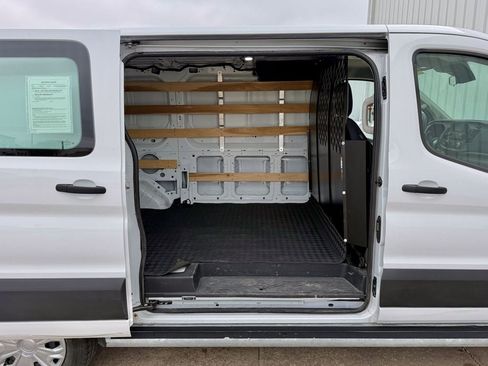 Used 2025 Ford Transit 250 Low Roof w/ Exterior Upgrade Package RWD image 19