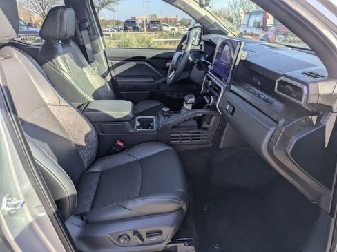 Used 2024 Toyota Tacoma Limited image 35