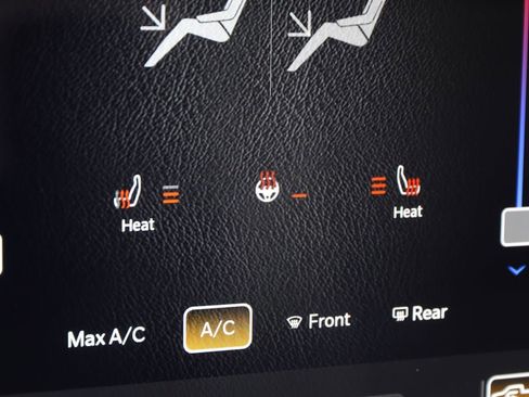 Used 2024 RAM 2500 Big Horn w/ Level 2 Equipment Group AWD/4WD image 8