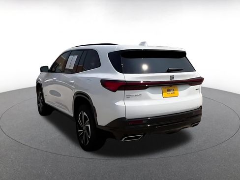 Used 2026 Buick Enclave Sport Touring AWD/4WD image 10