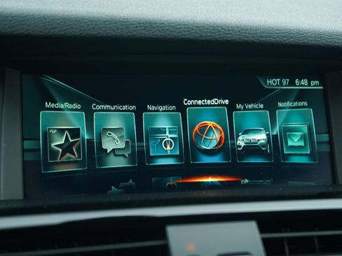 Used 2018 BMW X4 M40i image 61