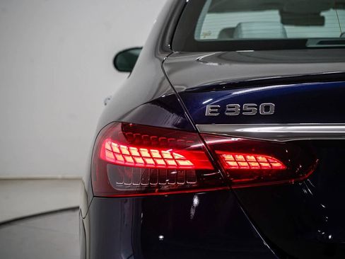 Used 2023 Mercedes-Benz E 350 Sedan image 9