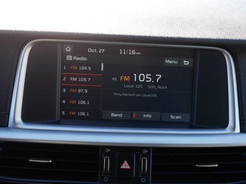Used 2020 Kia Optima LX FWD image 26